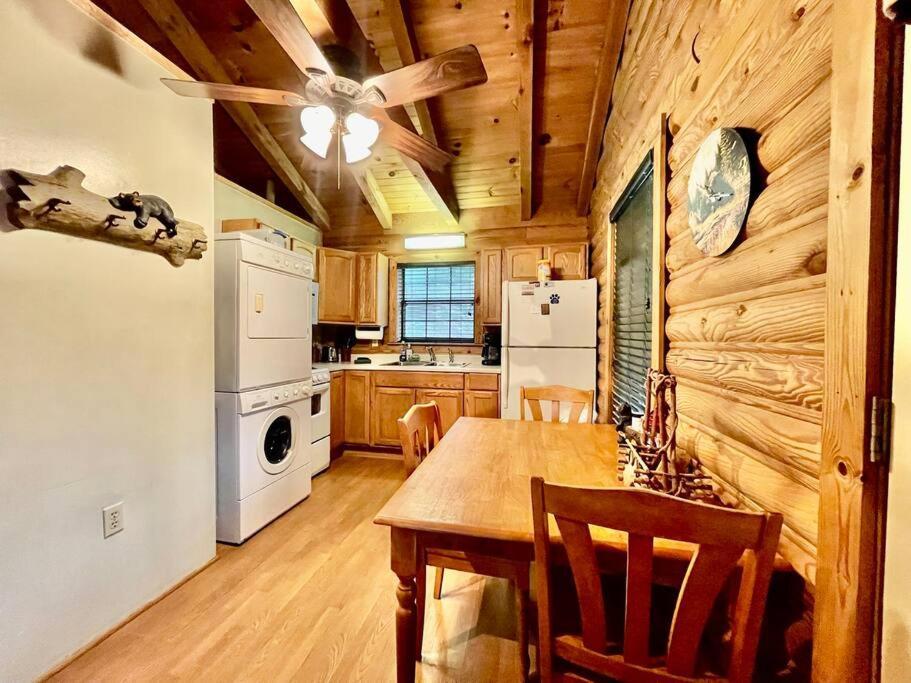 Good Life Cabin 2 布赖森城 外观 照片